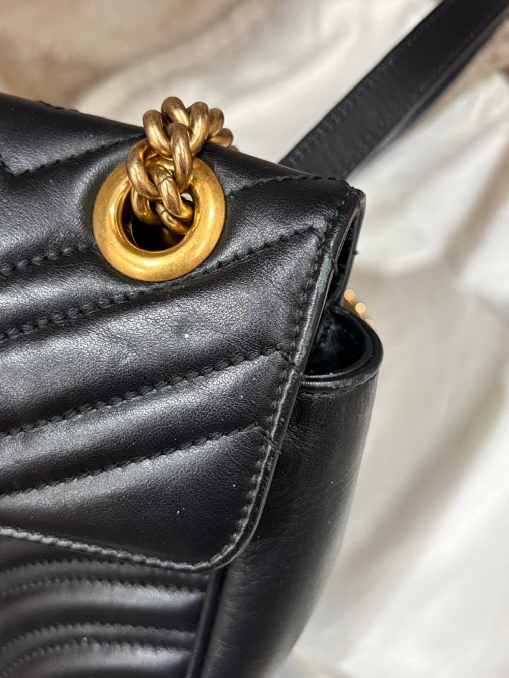Gucci Matelasse Small Bag - Picture 15 of 16
